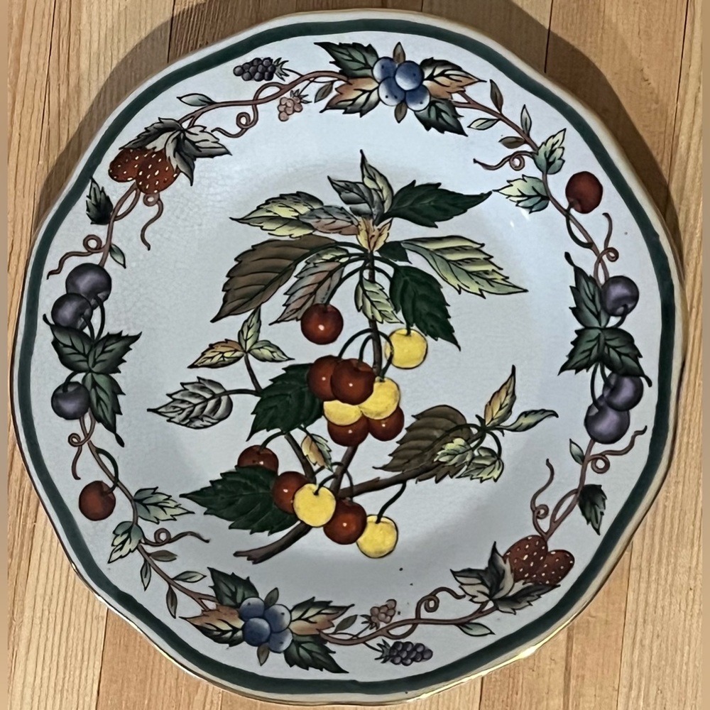 Decorative Fruit Plate with Gold Rim & Assorted Berries